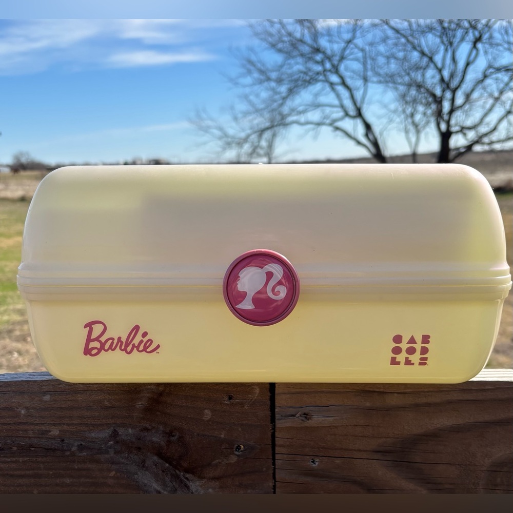 Barbie Yellow and Pink Bath & Body Travel Case
